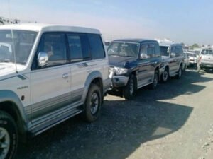 درآمدی گاڑیوں پر ٹیرف میں 52 فیصد کمی کی تجویز، اختلافات برقرار