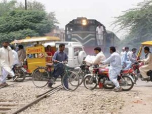 آپریشن، ریلوے کی 9 ارب کی سیکڑوں ایکڑ اراضی واگزار