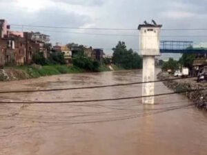 راولپنڈی اور اسلام آباد میں تیز بارش، نالہ لئی کے بہاؤ میں اضافہ، الرٹ جاری